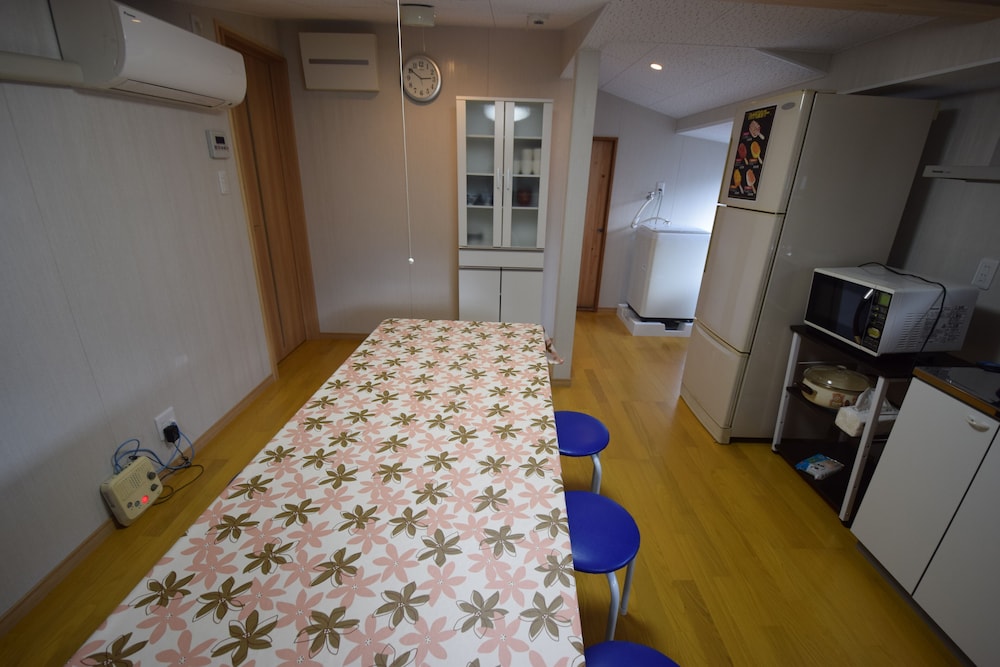 レストラン1 | 貸しハウス 離れ屋