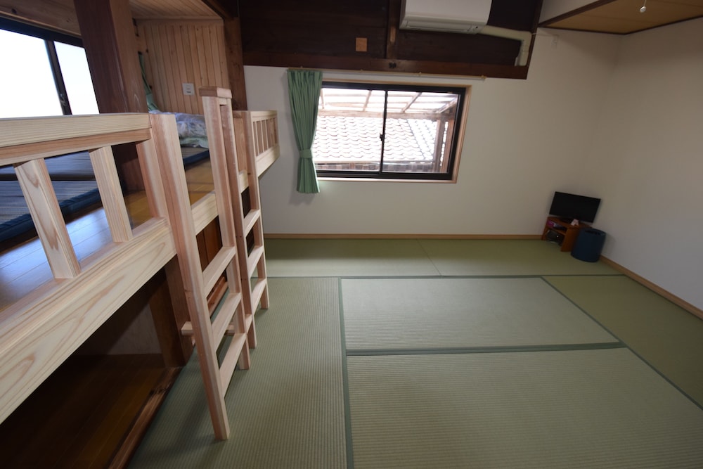 和室 (ロフト付) 客室1 | 貸しハウス 離れ屋
