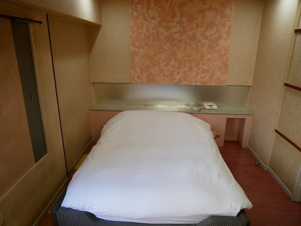 ダブルルーム 喫煙可 客室5 | 国際ホテル歌舞伎町