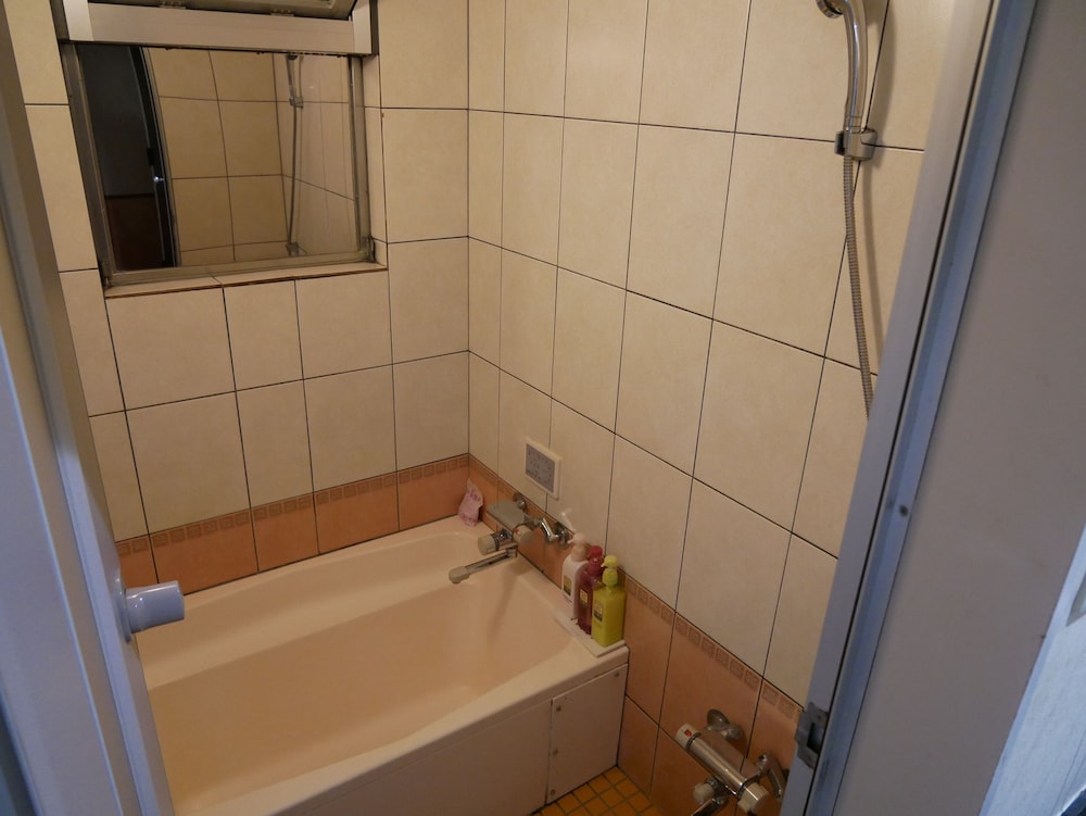 ダブルルーム 喫煙可 バスルーム1 | 国際ホテル歌舞伎町