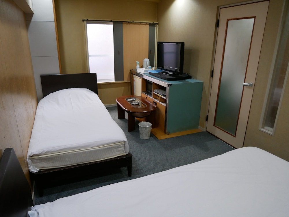 ツインルーム 喫煙可 客室1 | 国際ホテル歌舞伎町