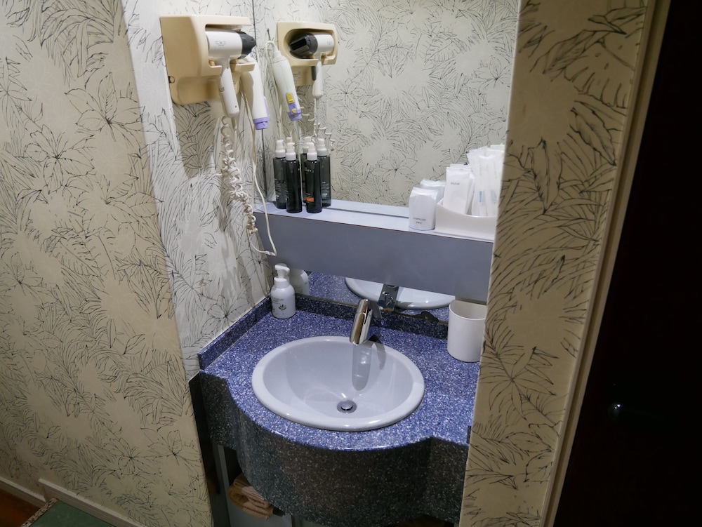 ダブルルーム 喫煙可 バスルーム4 | 国際ホテル歌舞伎町