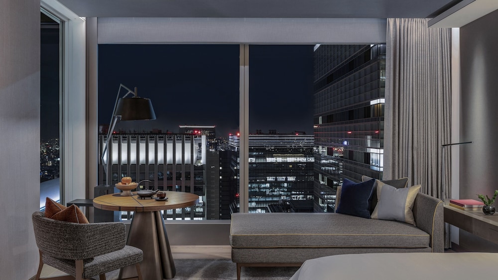 デラックスルーム – シティビュー（キング） シティ ビュー0 | フォーシーズンズホテル東京大手町