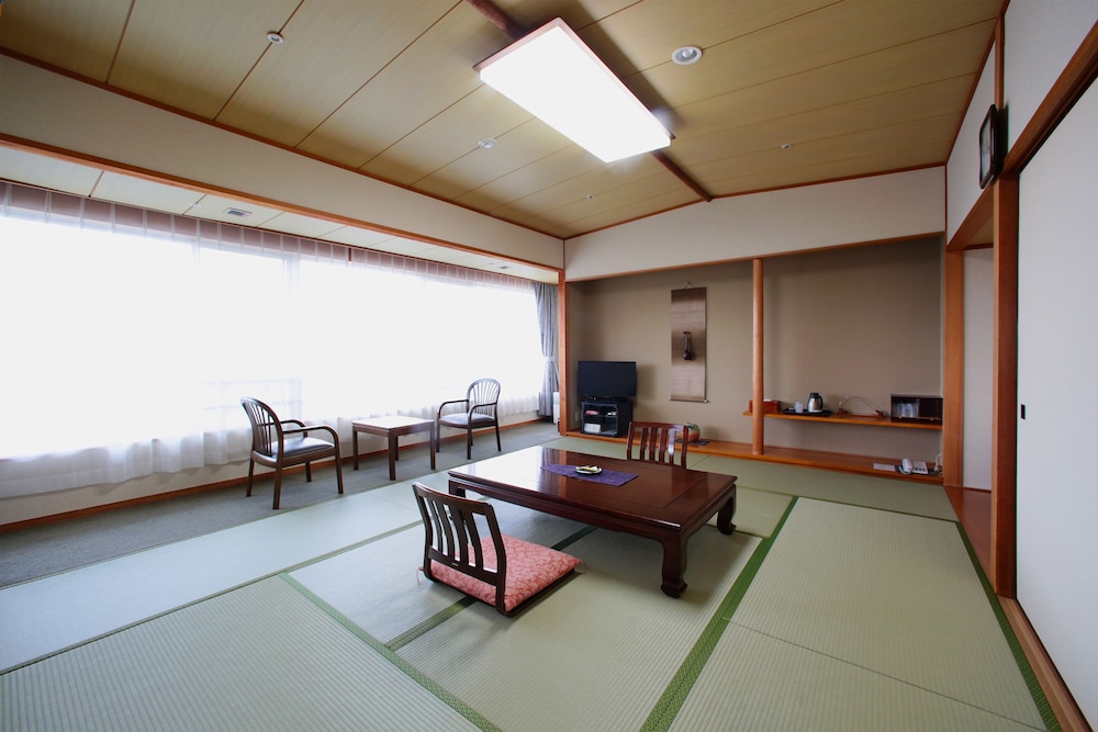 和室 10畳 喫煙可 客室4 | Shiki no yado SAHIMENO