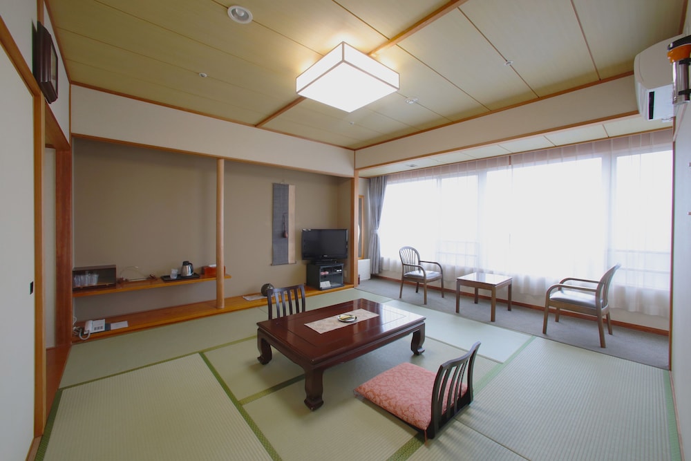 和室 8畳 喫煙可 客室1 | Shiki no yado SAHIMENO