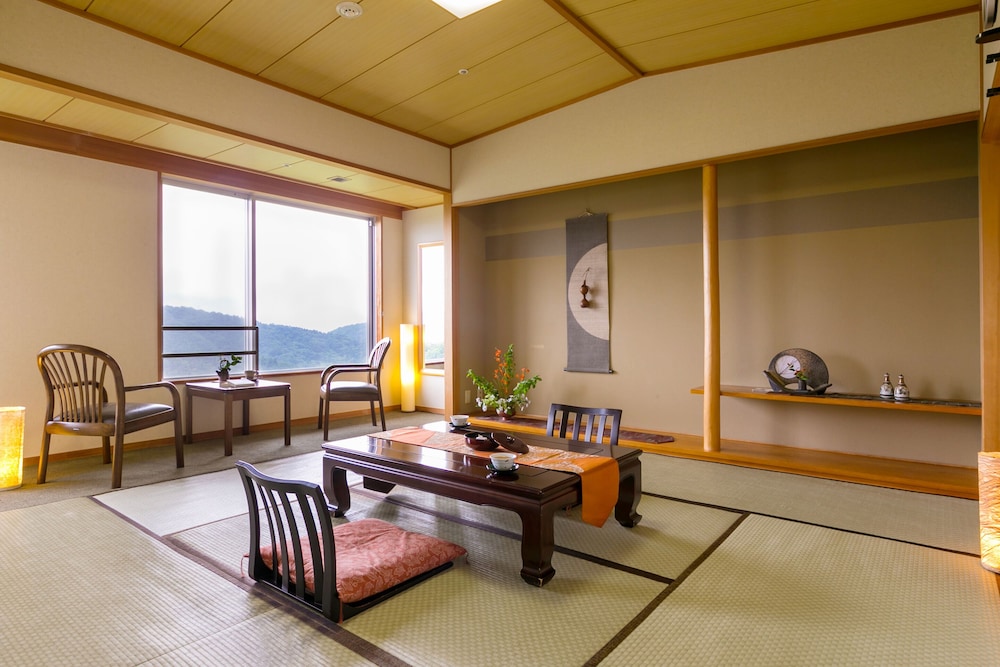 和室 8畳 喫煙可 | Shiki no yado SAHIMENO