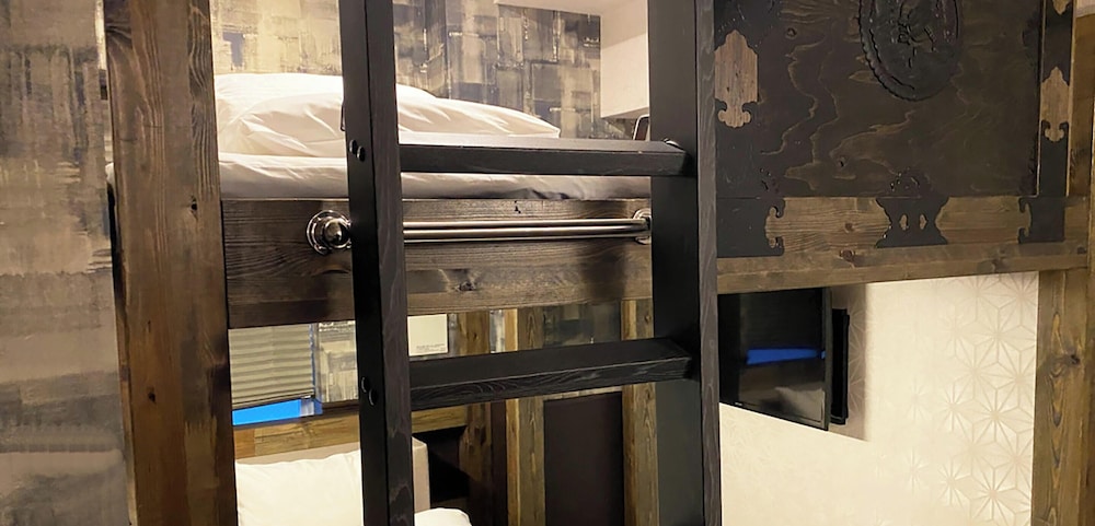 エコノミールーム　2段ベッド付き | Stay SAKURA Tokyo 新宿 百蔵