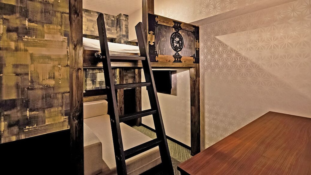 エコノミールーム　2段ベッド付き | Stay SAKURA Tokyo 新宿 百蔵