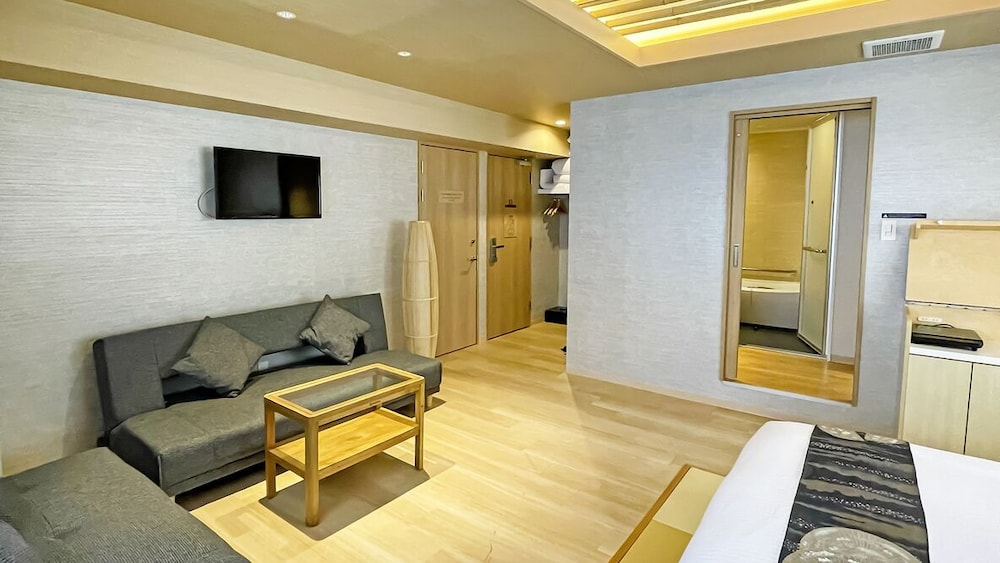 クイーンスイート スパバス付 客室5 | Stay SAKURA Tokyo 新宿 百蔵