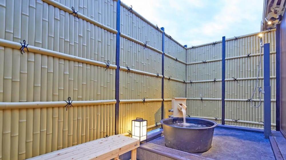 クイーンスイート スパバス付 専用スパ浴槽0 | Stay SAKURA Tokyo 新宿 百蔵