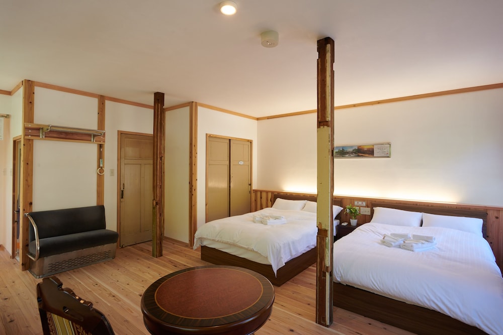 高野 客室2 | NIPPONIA HOTEL 高野山 参詣鉄道