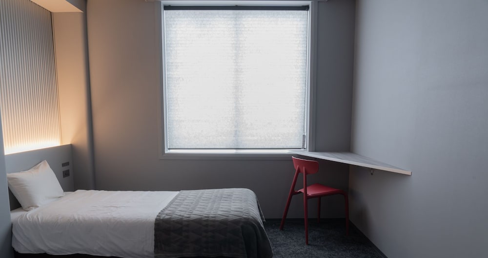 ツインルーム 専用バスルーム | アンプラン ヴィレッジ白馬 - ホステル