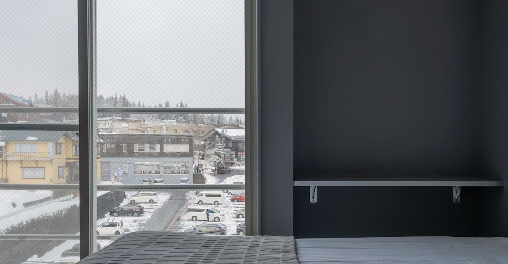 ツインルーム 専用バスルーム 客室1 | アンプラン ヴィレッジ白馬 - ホステル