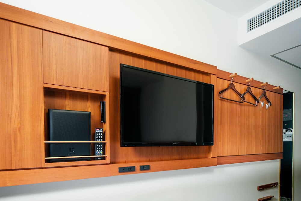 シングルルーム A ダブルベッド 1 台 禁煙 (2名利用) 客室2 | JR 西日本グループ ヴィアインプライム広島新幹線口 <紅葉の湯>