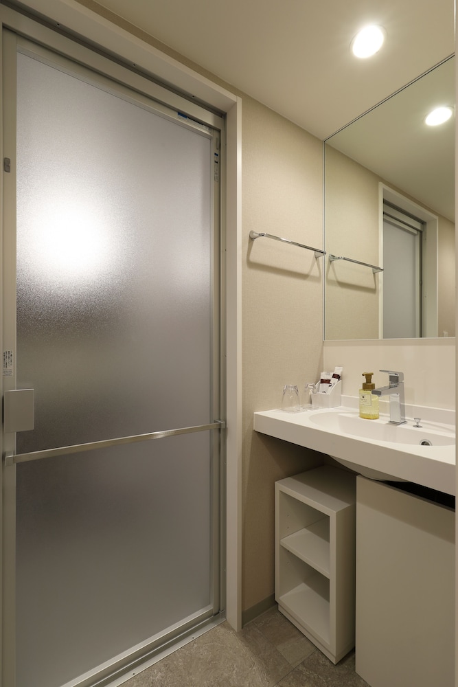 デラックス ツインルーム 禁煙 バスルーム0 | JR 西日本グループ ヴィアインプライム広島新幹線口 <紅葉の湯>