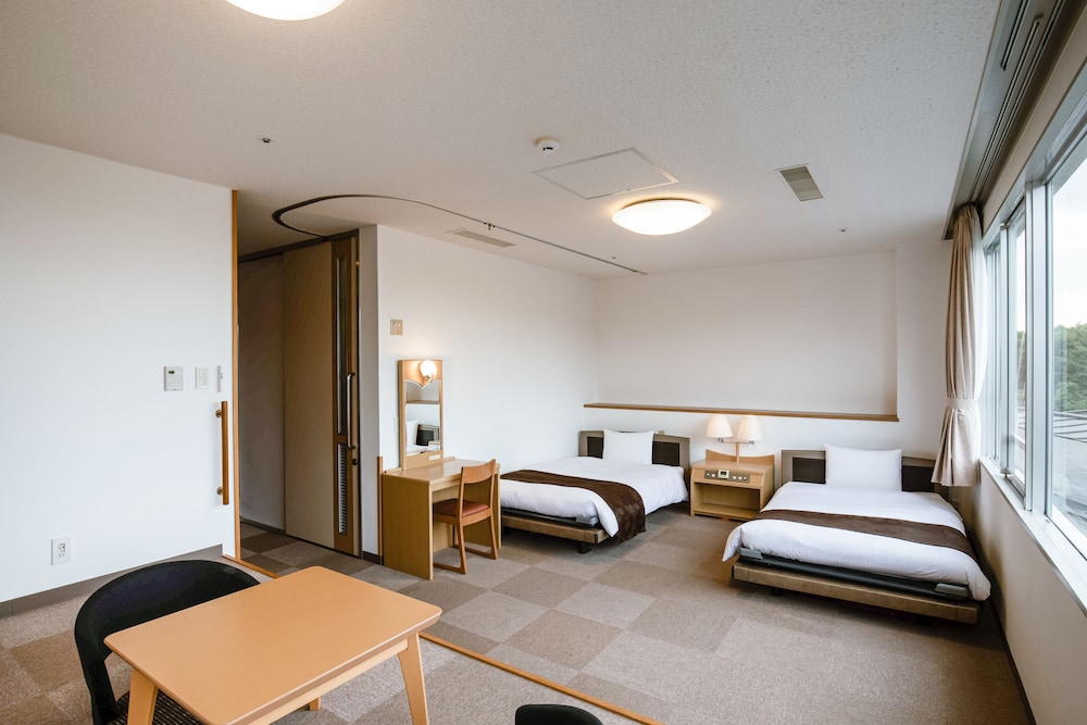 バリアフリールーム(バス付)禁煙 | 亀の井ホテル 観音寺