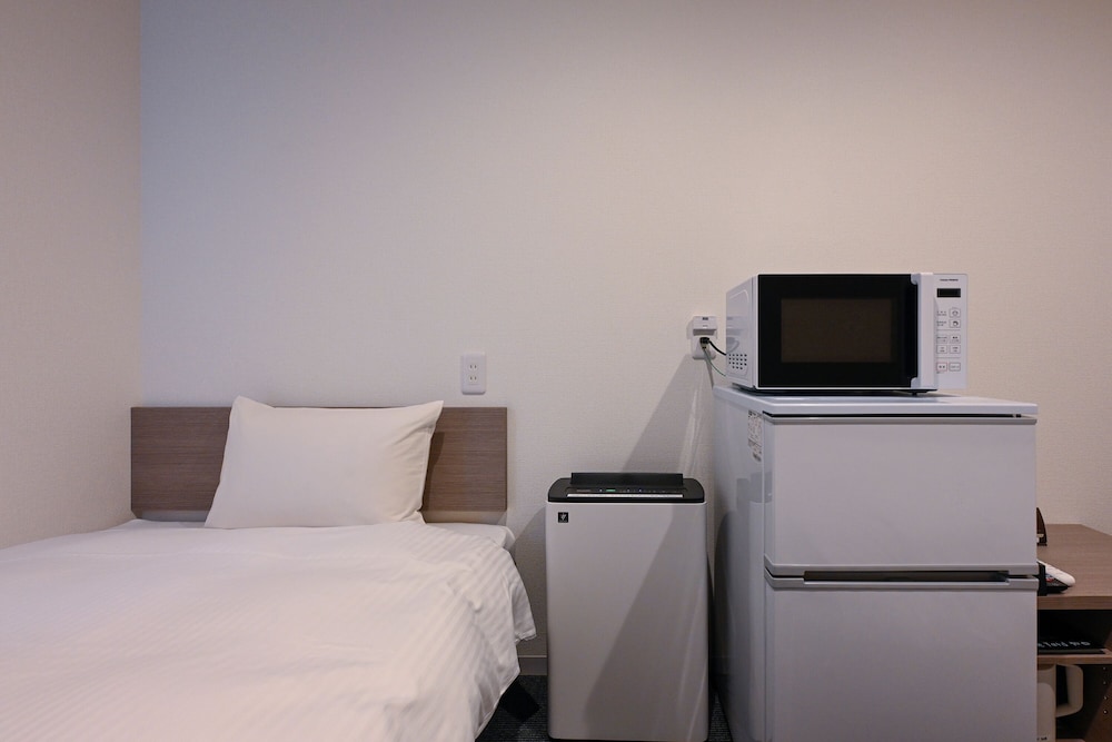 スタンダード ツインルーム (23時以降のチェックインはできませんのでご注意ください) 客室2 | HOTEL R9 The Yard 足利福富