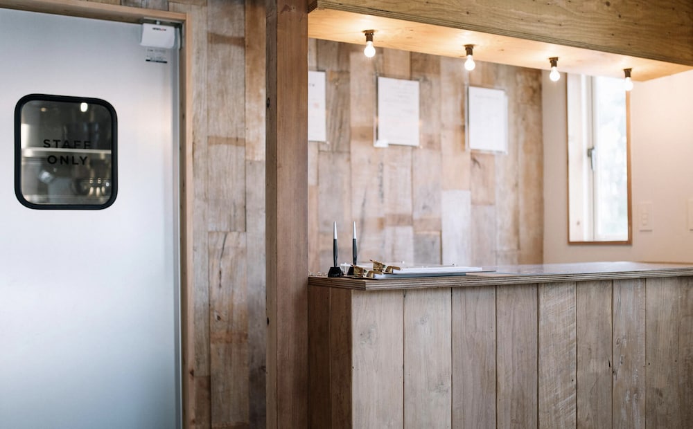 フロント1 | Fish & Trips Ichinomiya