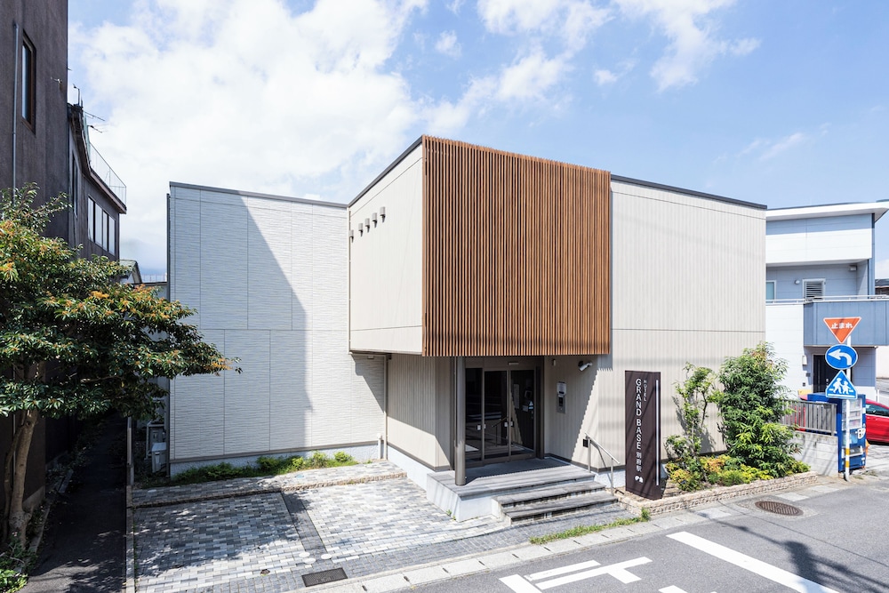 外観 | GRAND BASE BEPPUEKI