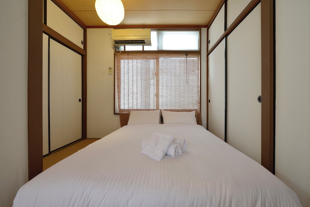 ベーシック アパートメント 客室2 | めんそーれ