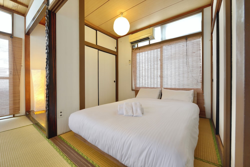 ベーシック アパートメント 客室5 | めんそーれ