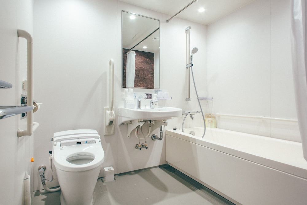 デラックス ツインルーム 禁煙 バスルーム2 | くれたけイン プレミアム大垣駅前