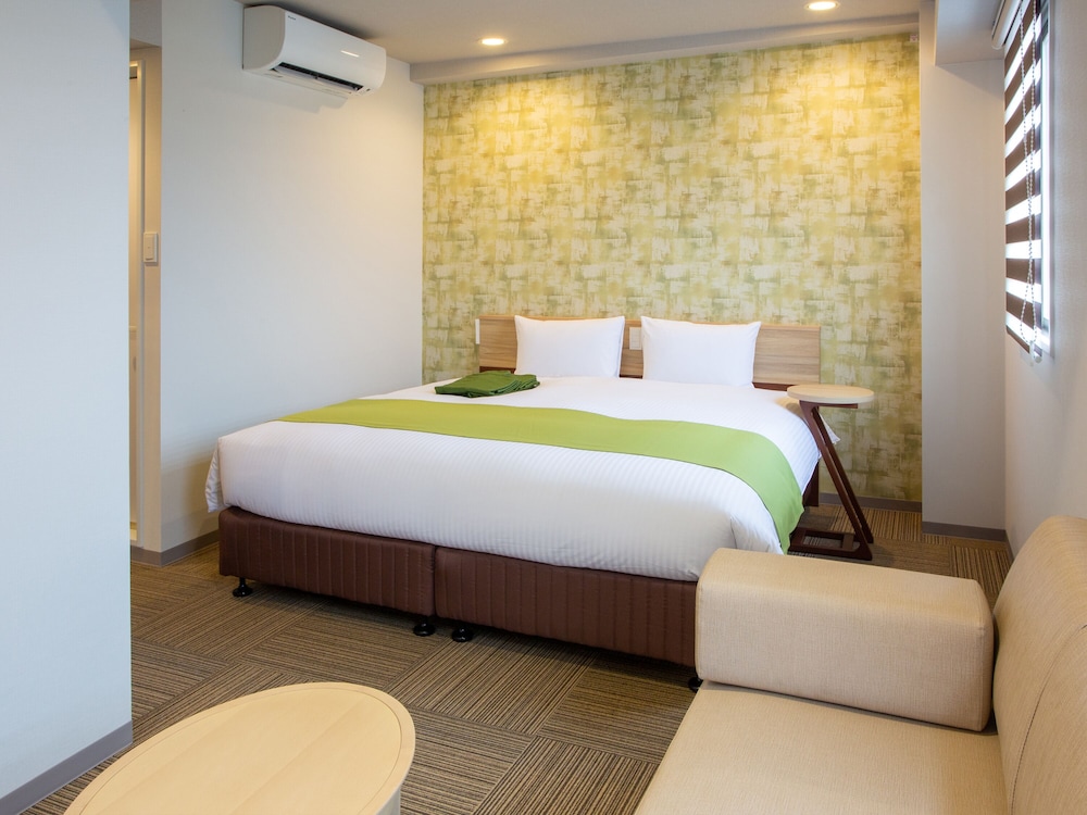 ダブルルーム 禁煙 客室5 | くれたけイン プレミアム大垣駅前