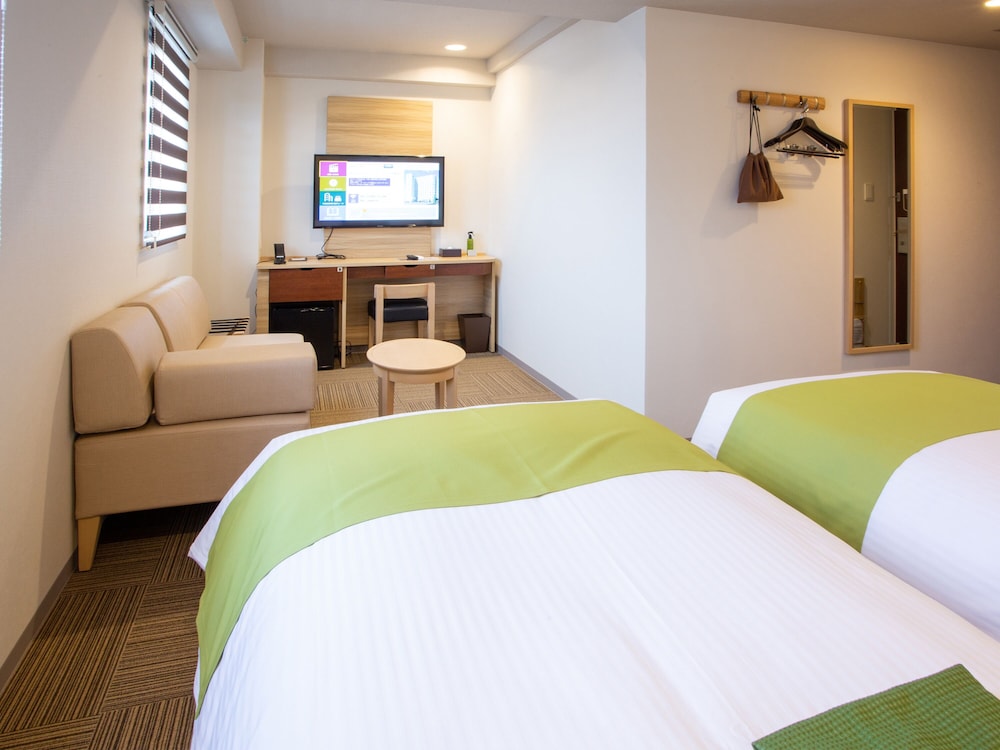 デラックス ツインルーム 喫煙可 客室2 | くれたけイン プレミアム大垣駅前