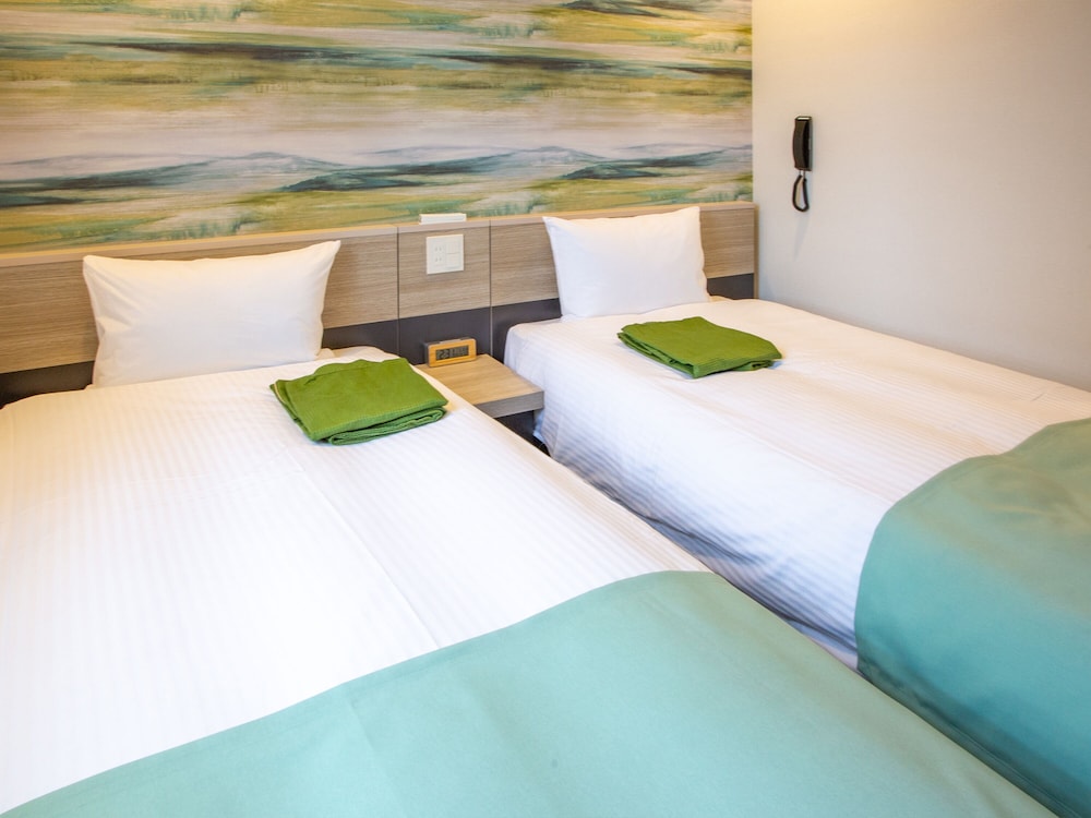 エコノミー ツインルーム 禁煙 客室4 | くれたけイン プレミアム大垣駅前