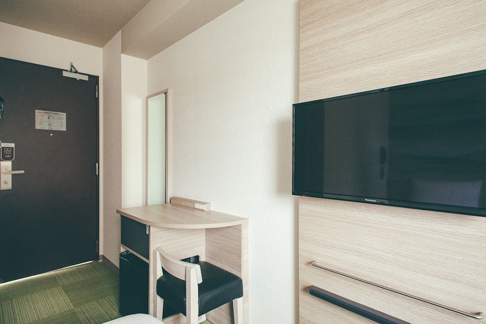 エコノミー ツインルーム 禁煙 客室11 | くれたけイン プレミアム大垣駅前