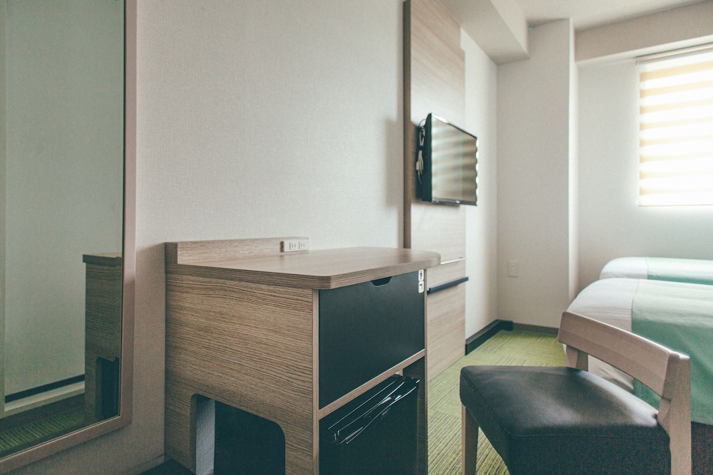 エコノミー ツインルーム 禁煙 客室12 | くれたけイン プレミアム大垣駅前