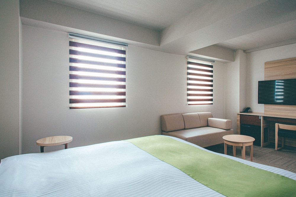 ダブルルーム 禁煙 客室10 | くれたけイン プレミアム大垣駅前