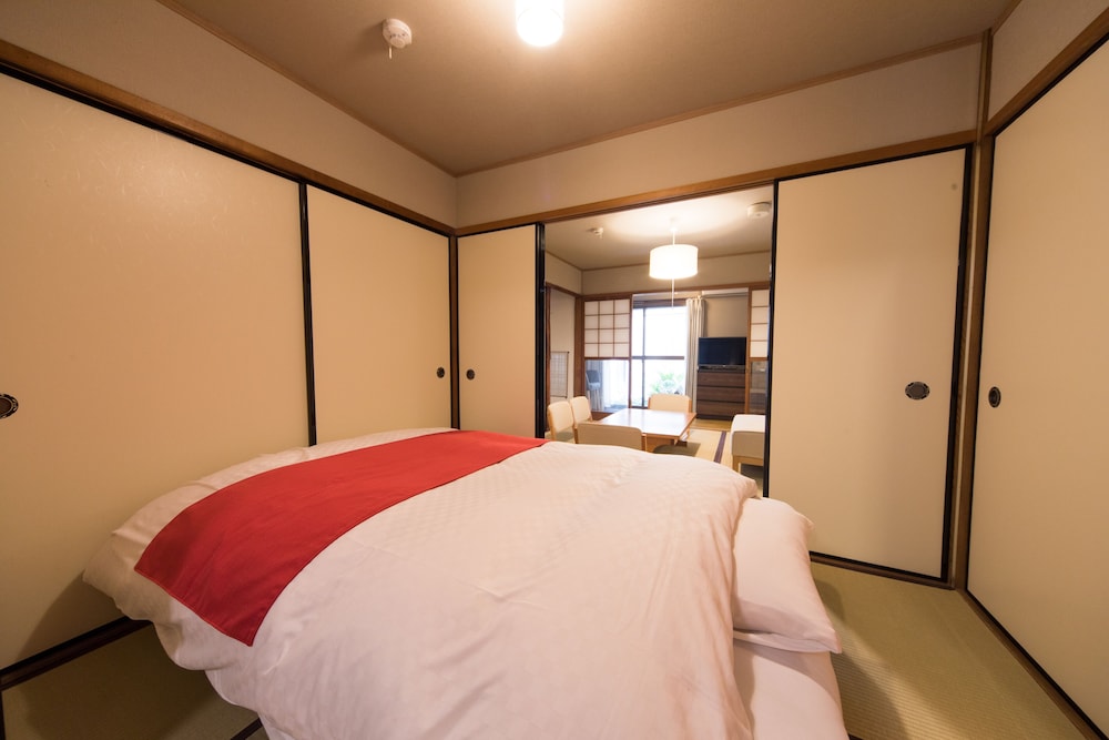 一棟貸し (部屋面積:50平米) 客室6 | Kyomachiya House IZO