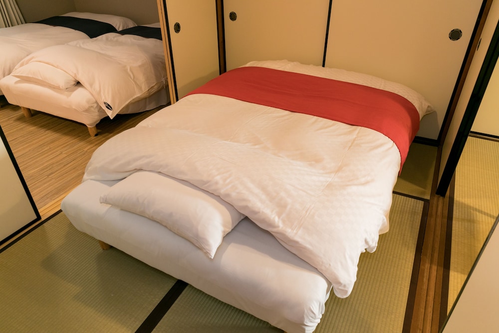 一棟貸し (部屋面積:50平米) 客室3 | Kyomachiya House IZO