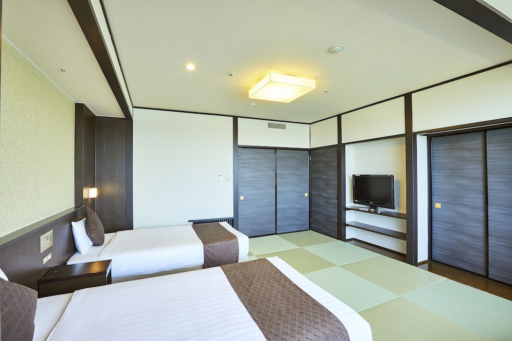 和室ツイン 禁煙 客室1 | 亀の井ホテル 大洗