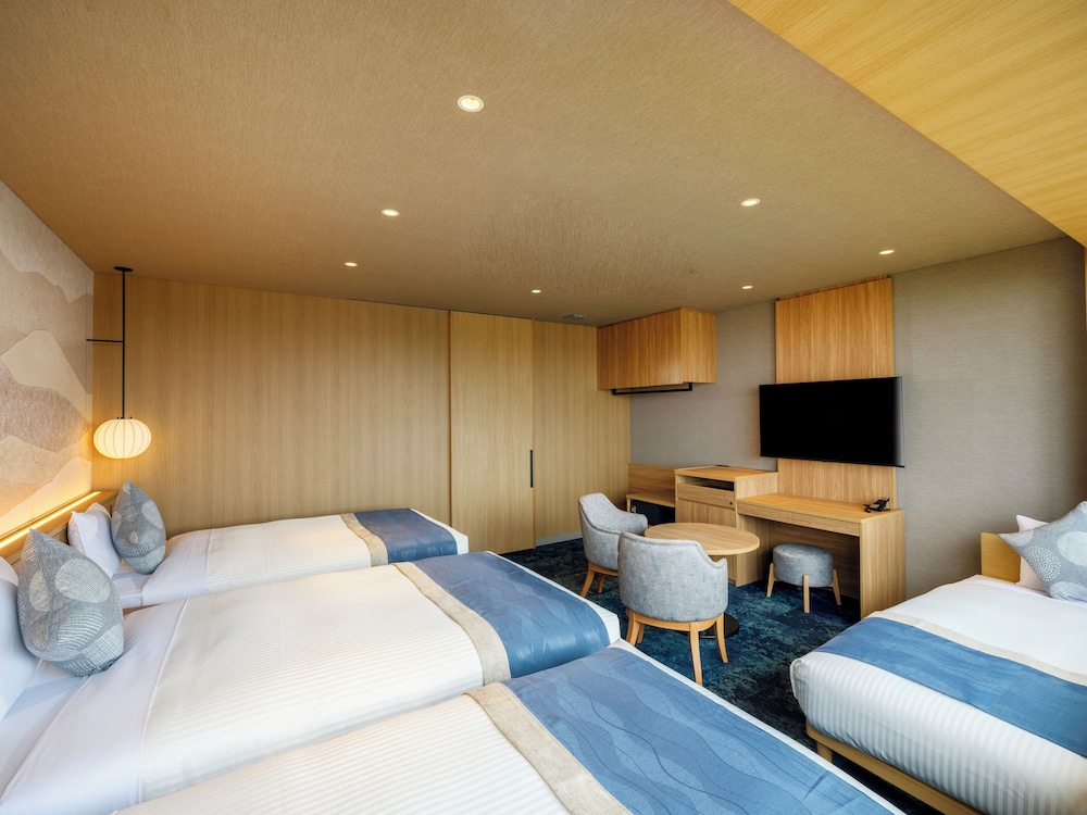 最上階 スーペリアフォース(バス付) 禁煙 客室2 | 亀の井ホテル 大洗