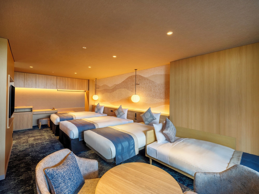 天然温泉 露天風呂付プレミアムフォース 禁煙 客室2 | 亀の井ホテル 大洗