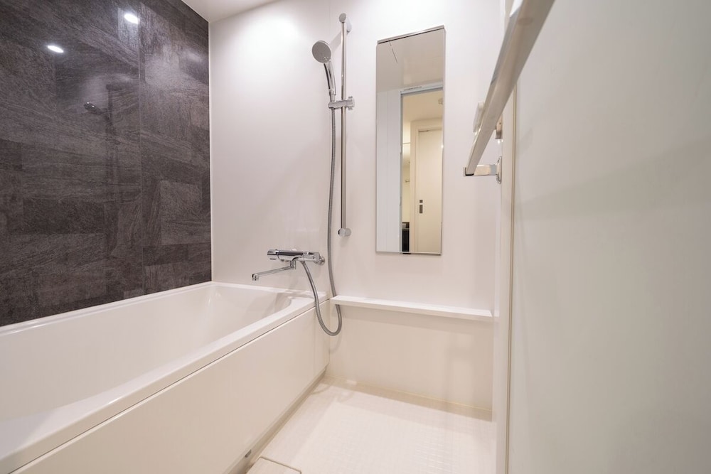 モデレート セミダブルルーム バスルーム0 | ホテルビスタ東京 [築地]