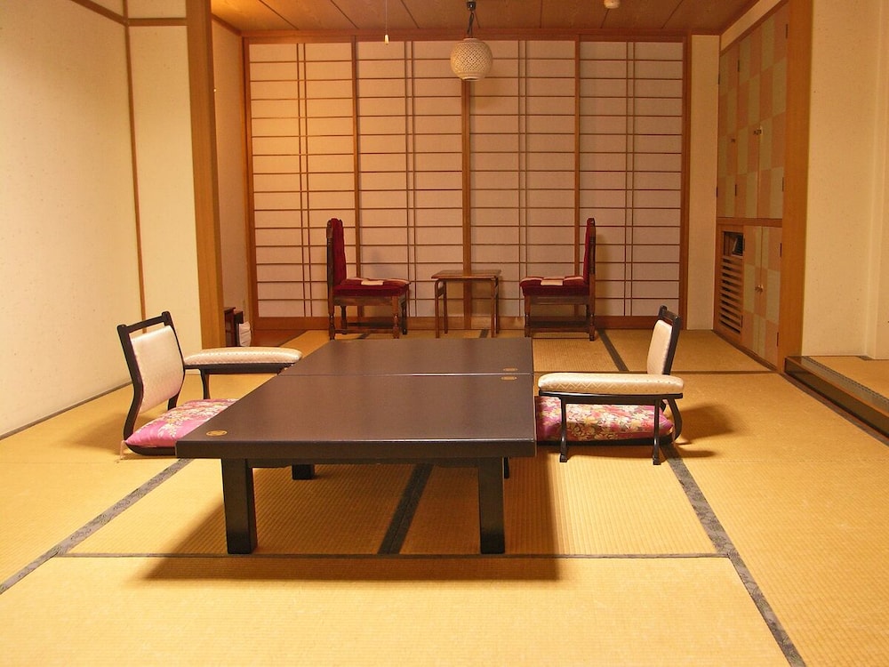 和室 トイレ付 客室1 | 旅館叶家