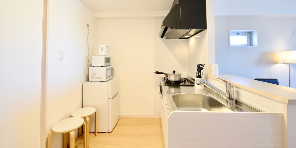 ファミリースイート ノルディック 専用キッチン1 | オールステイ知花