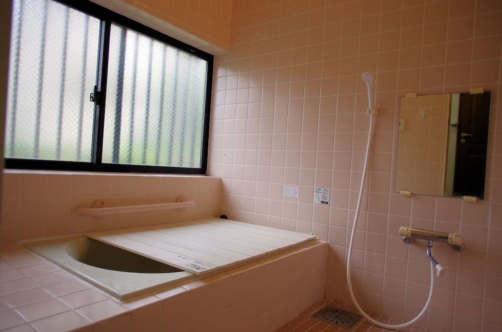 一棟貸 深めの浴槽0 | NYOZE HOUSE