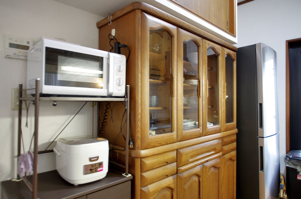 一棟貸 共用キッチン設備0 | NYOZE HOUSE