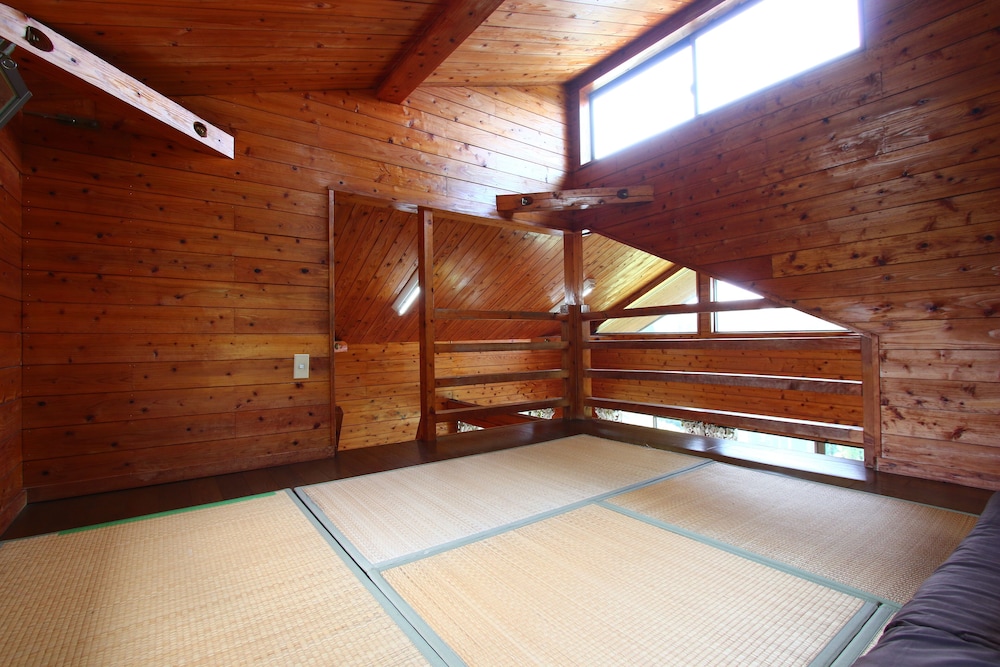 ファミリーバンガロー 客室5 | 五ヶ瀬の里キャンプ村＆ゲストハウス