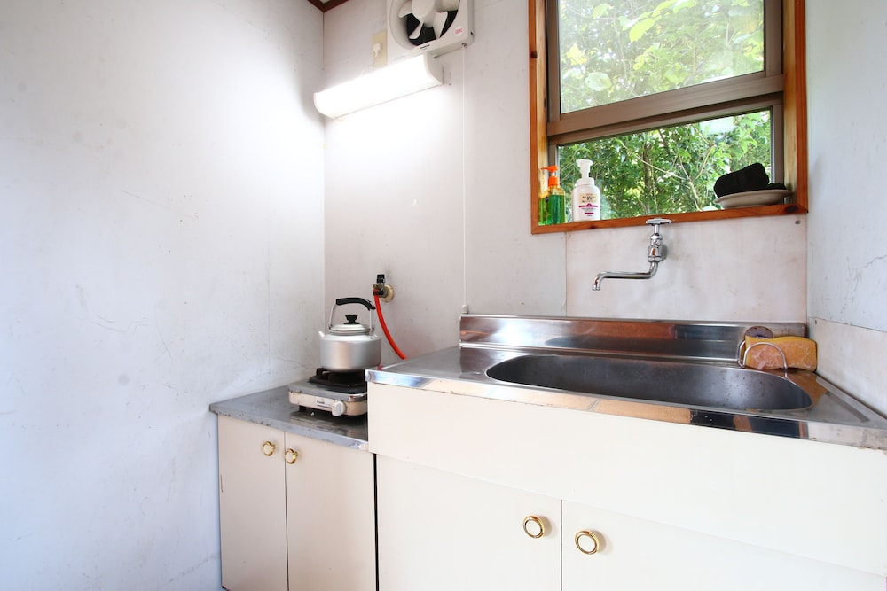 ファミリーバンガロー 専用簡易キッチン0 | 五ヶ瀬の里キャンプ村＆ゲストハウス