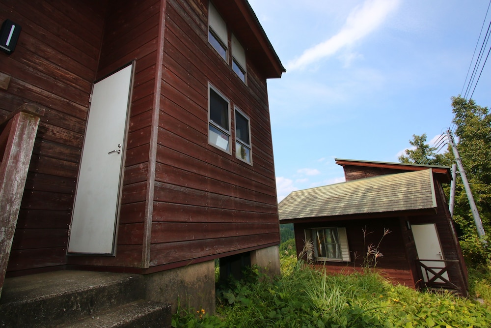 ファミリーバンガロー 客室4 | 五ヶ瀬の里キャンプ村＆ゲストハウス