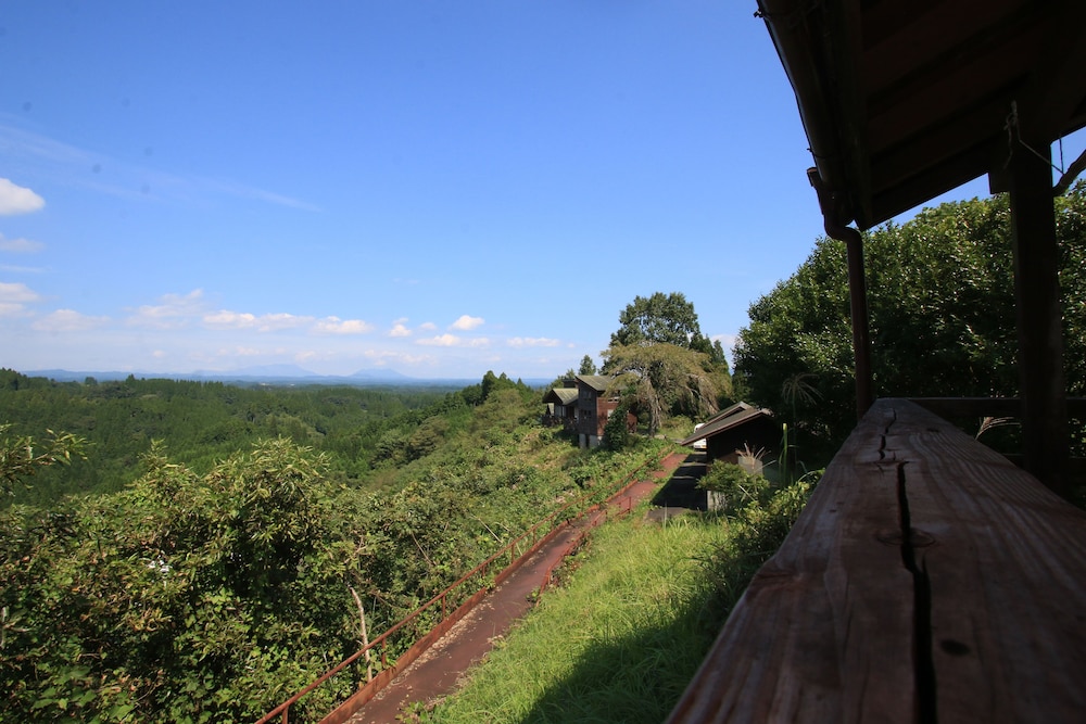 平屋バンガロー 部屋からの景観0 | 五ヶ瀬の里キャンプ村＆ゲストハウス