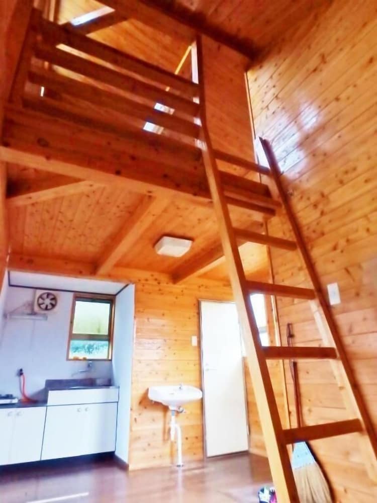 ファミリーバンガロー 客室6 | 五ヶ瀬の里キャンプ村＆ゲストハウス