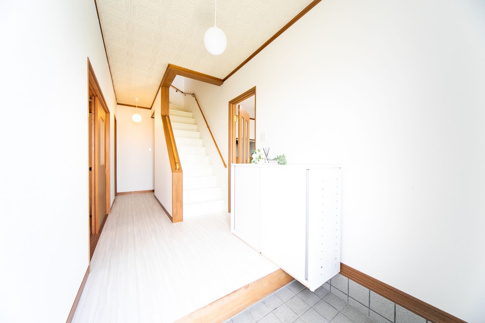 内部エントランス1 | Awaji Seaside Resort in Iwaya 3000