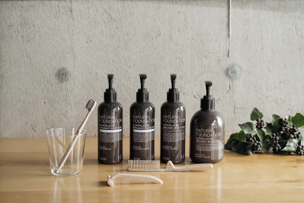 Standard Twin 客室の設備とサービス0 | KAIKA 東京 by THE SHARE HOTELS