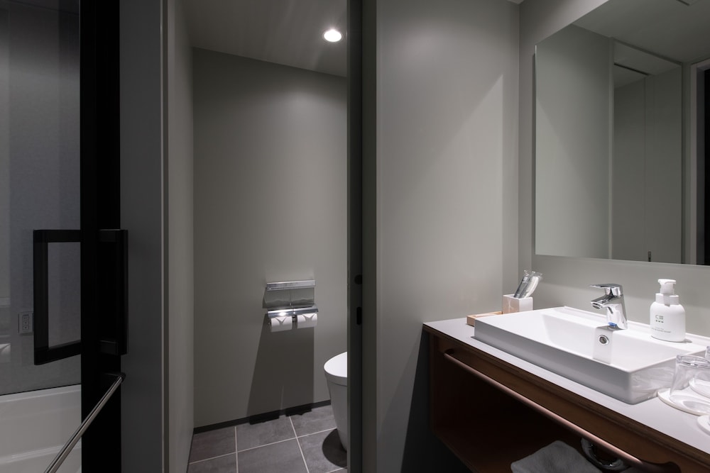 Superior Double 客室1 | KAIKA 東京 by THE SHARE HOTELS